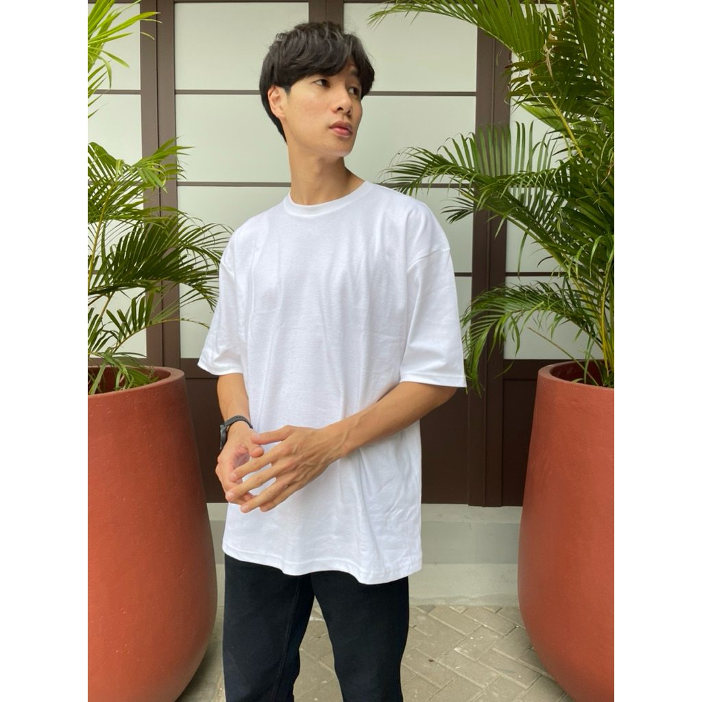 Kaos Oversized Upgrade untuk putih
