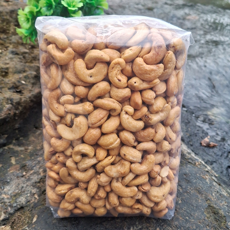 

Kacang Mete Super Premium Mede Utuh Matang 1kg Asli Wonogiri