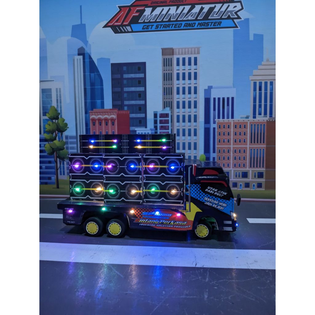 Miniatur truk sound horeg/Miniatur truk fuso/Miniatur truk oleng