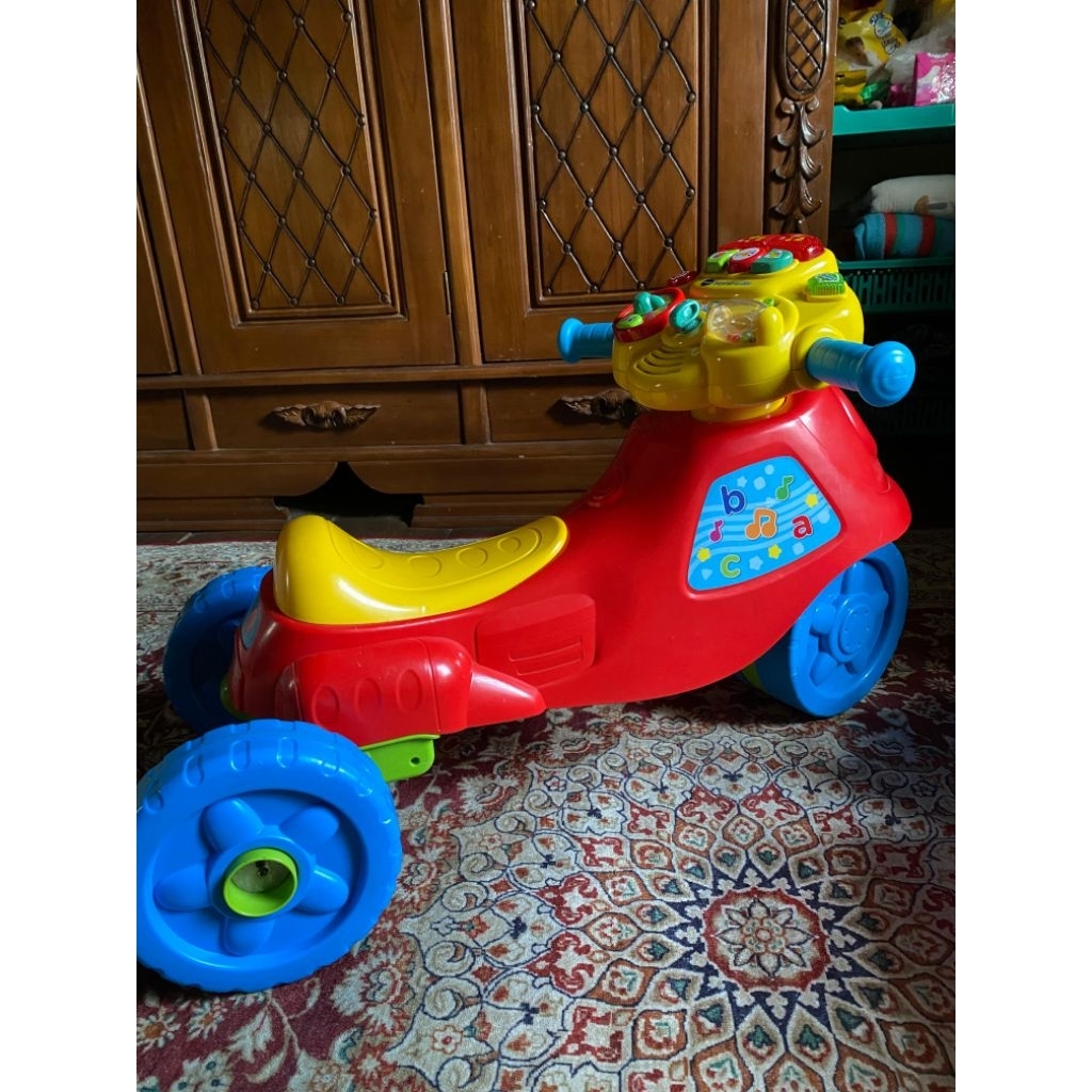 RIDE ON VTECH 2 IN 1 TRI TO BIKE