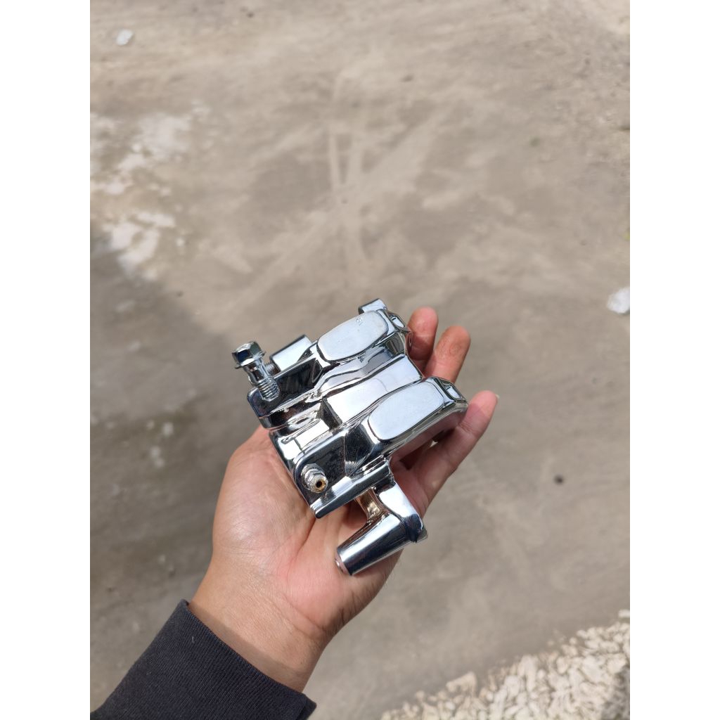 kaliper tiger revo belakang crome