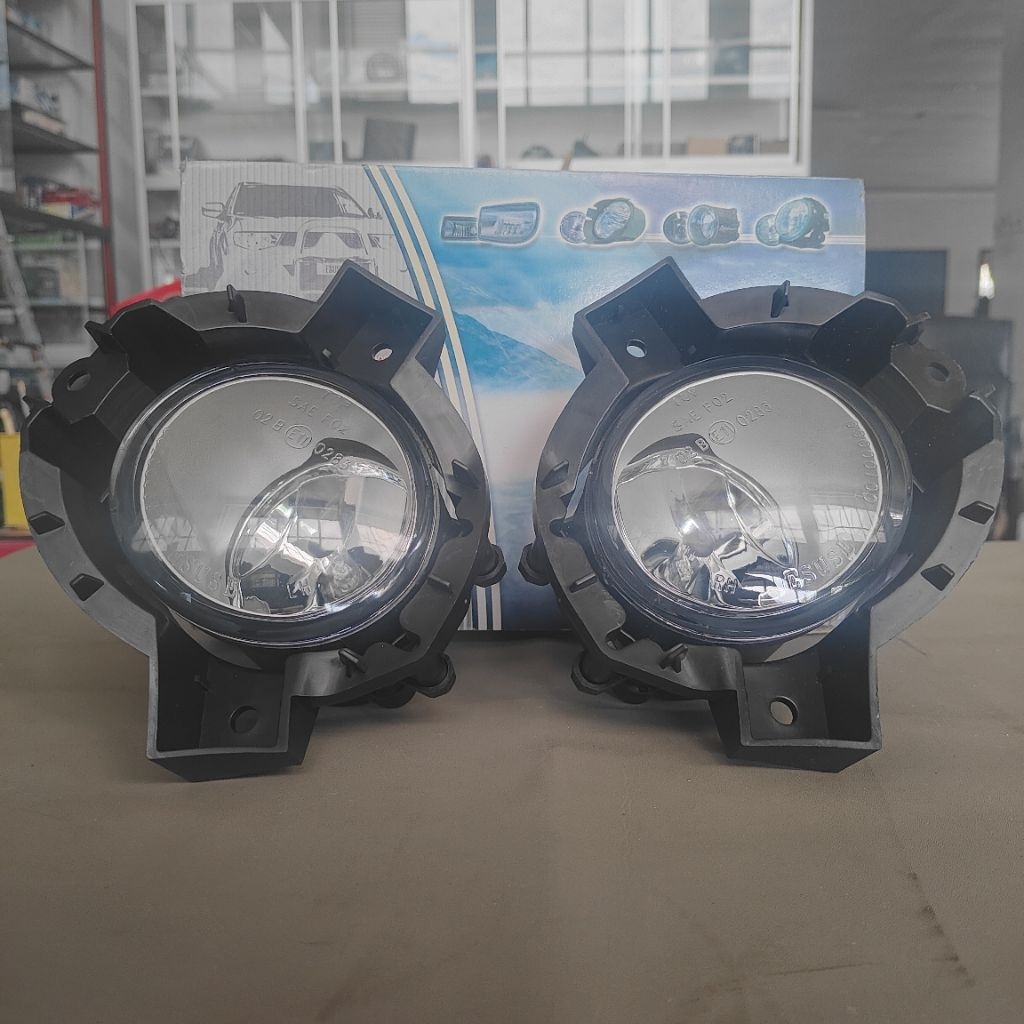 Fog Lamp Lampu Kabut Esuse Toyota Yaris 2012 2013