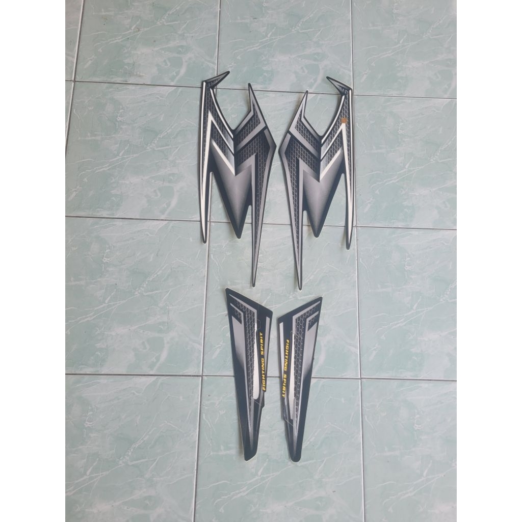 striping yamaha rx king tahun 2004 hitam/ striping motor rx king/stiker yamaha rx king tahun 2004/ s
