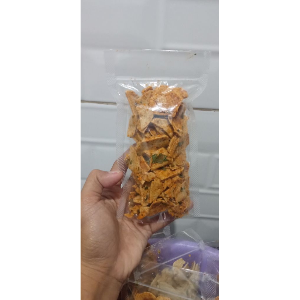 

Basreng pedas daun jeruk