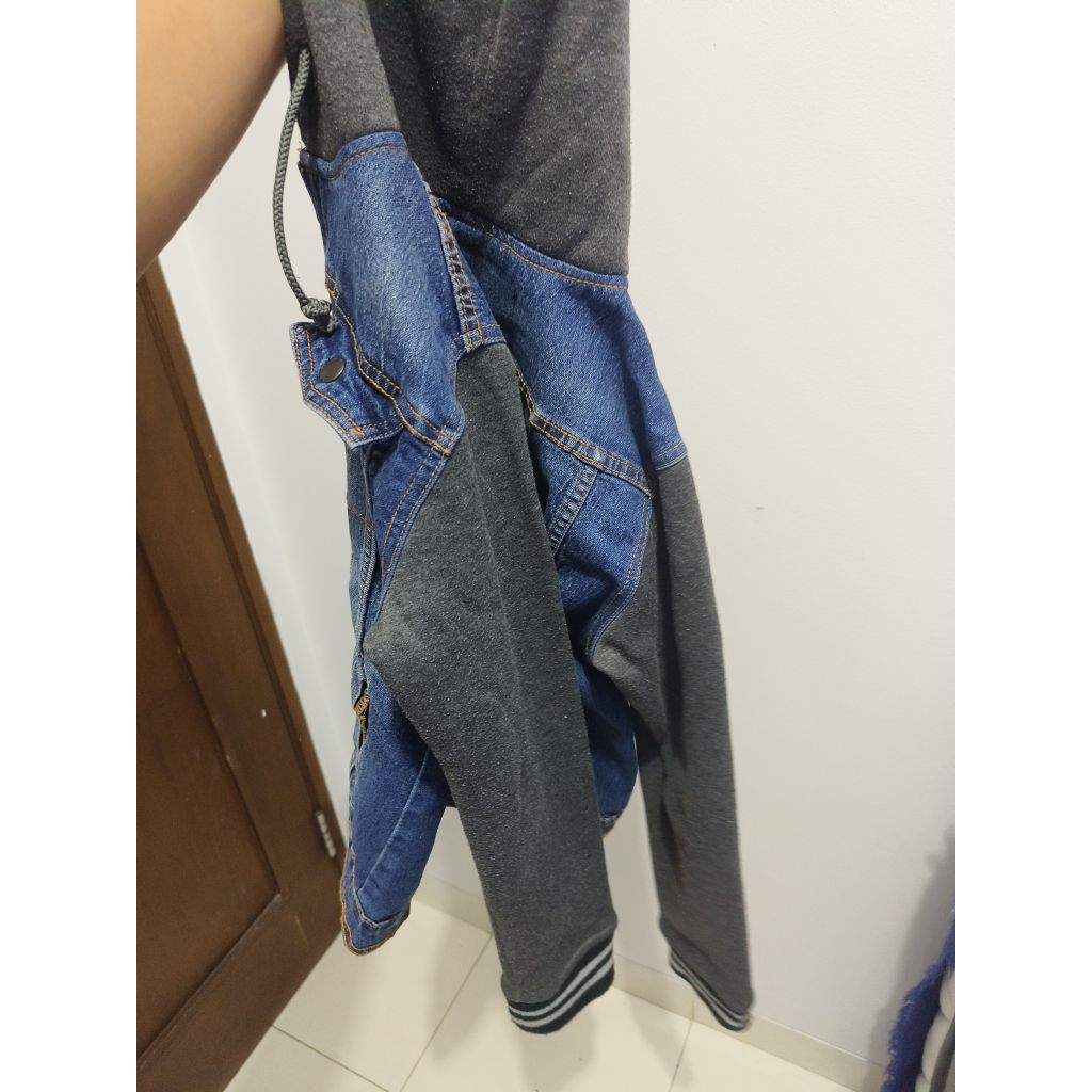HOODIE DENIM JACKET