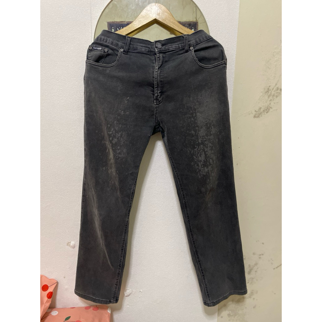 Preloved Celana Jeans Eldest Jeans