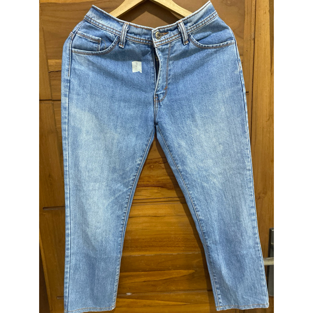 CELANA LEVIS BIRU MUDA (C022)