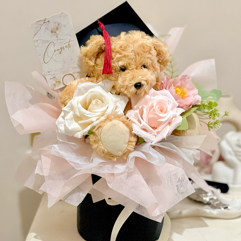 Bloom Box Boneka Wisuda Toga buket bunga flower artificial buket boneka wisuda flower bloom box balo
