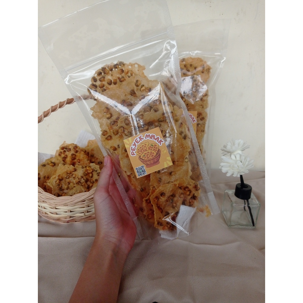 

Rempeyek peyek kacang hijau/ijo home made isi 12-14