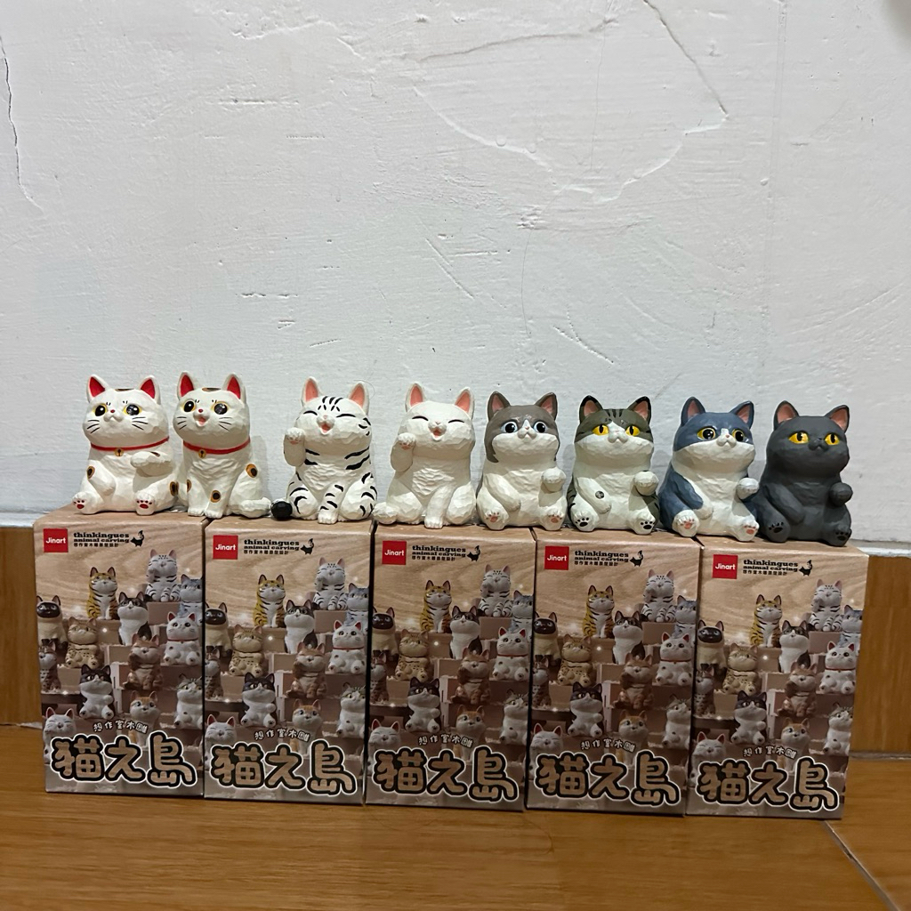 SELECTED JINART THINKINGUES ANIMAL CARVING - Cat Figure