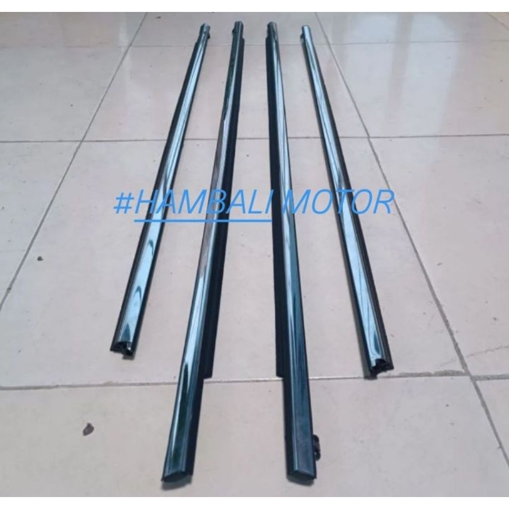 plipit kaca / Lis kaca mobil avanza all New  tahun 2012-2019 (crom) 4pcs / 4 pintu depan belakang