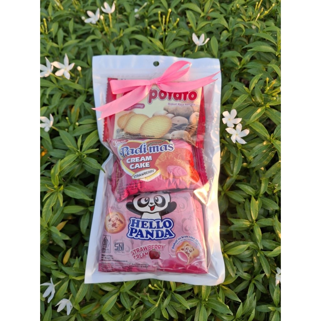 

mini gift/mini hampers/snack ulang tahun wisuda hari raya