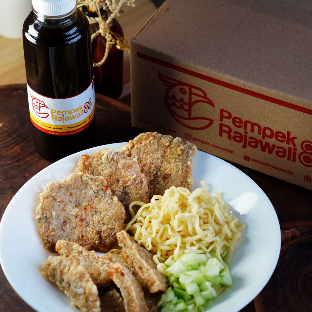 

Pempek Palembang Asli Kulit 10 Pcs - Pempek Rajawali88