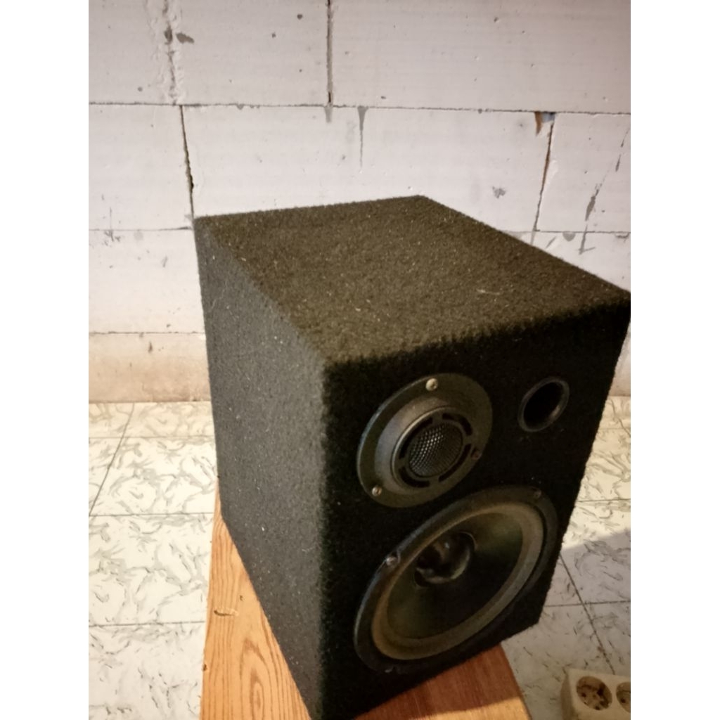 speaker pasif 6inch acr660 box panjang kebelakang menciptaka bass yg dalam