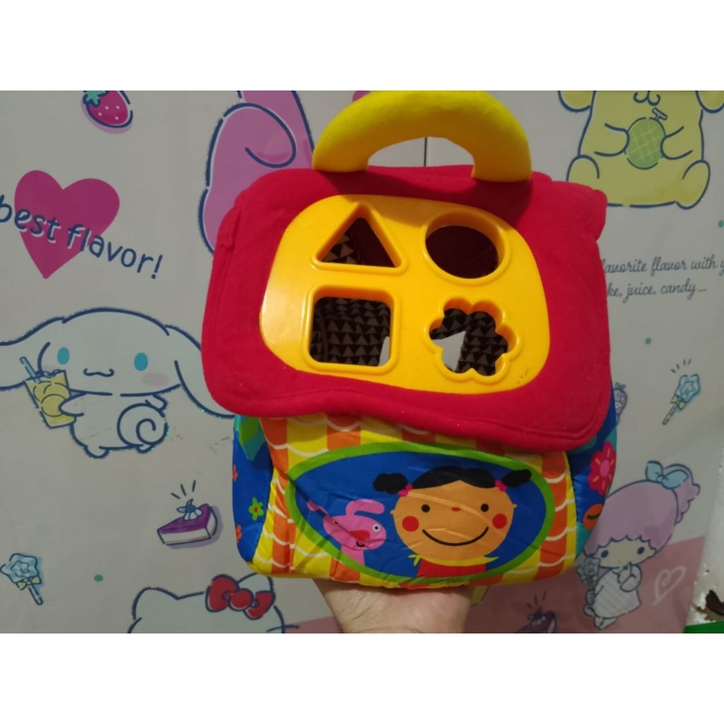 Mainan Boneka /  Tempat Sesuatu
