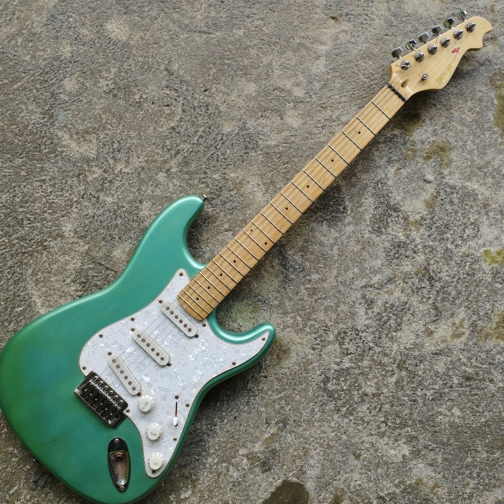 GITAR LISTRIK ORIGINAL DIFERGIO LEPPARD STRATOCASTER SECOND