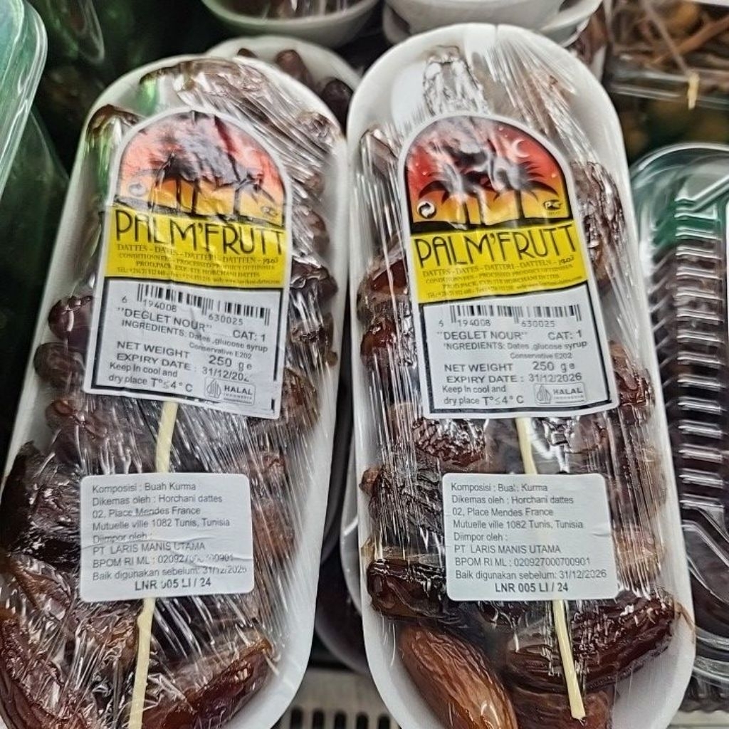 

Kurma Palm Fruit 250gr