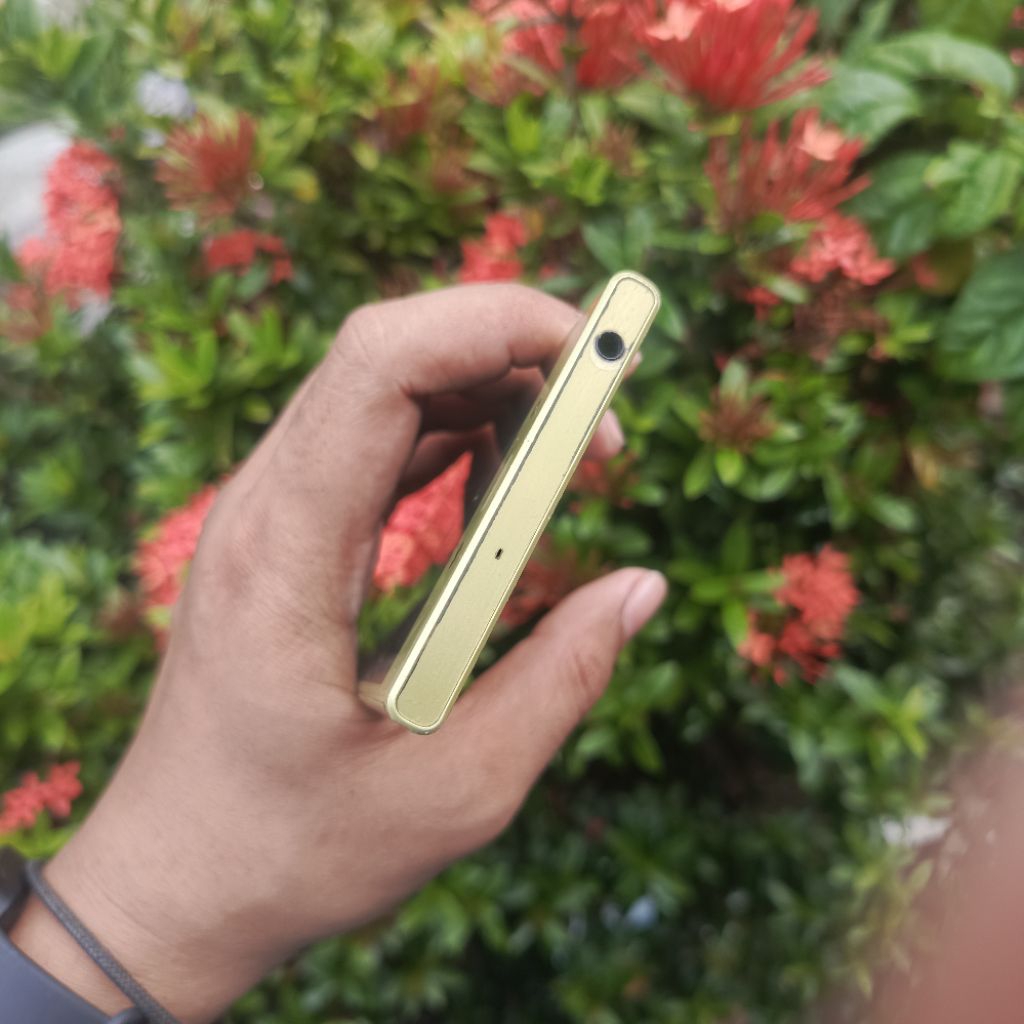 HP sony xperia XZs Minus