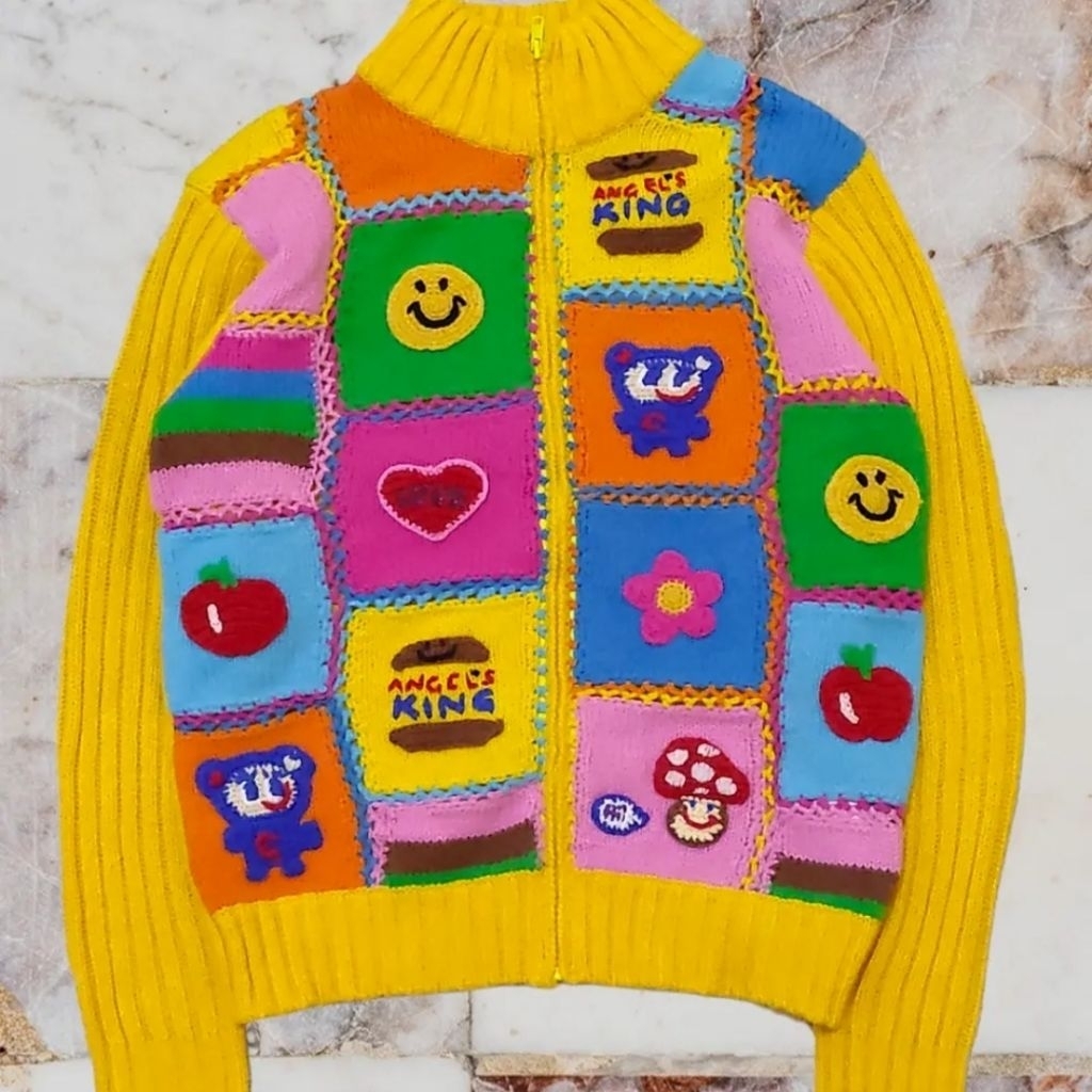 Y2K / SWEATER / CREWNECK / CROP TOP / BABY TEE / PUNK / GRUNGE / FAIRYCORE / SKULL