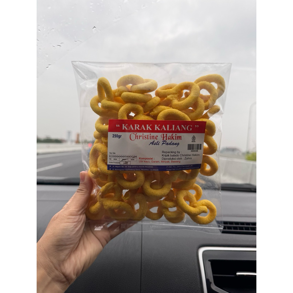 

KARAK KALIANG CHRISTINE HAKIM ASLI PADANG KERIPIK MAKANAN RINGAN CEMILAN SEHAT ENAK GURIH RENYAH