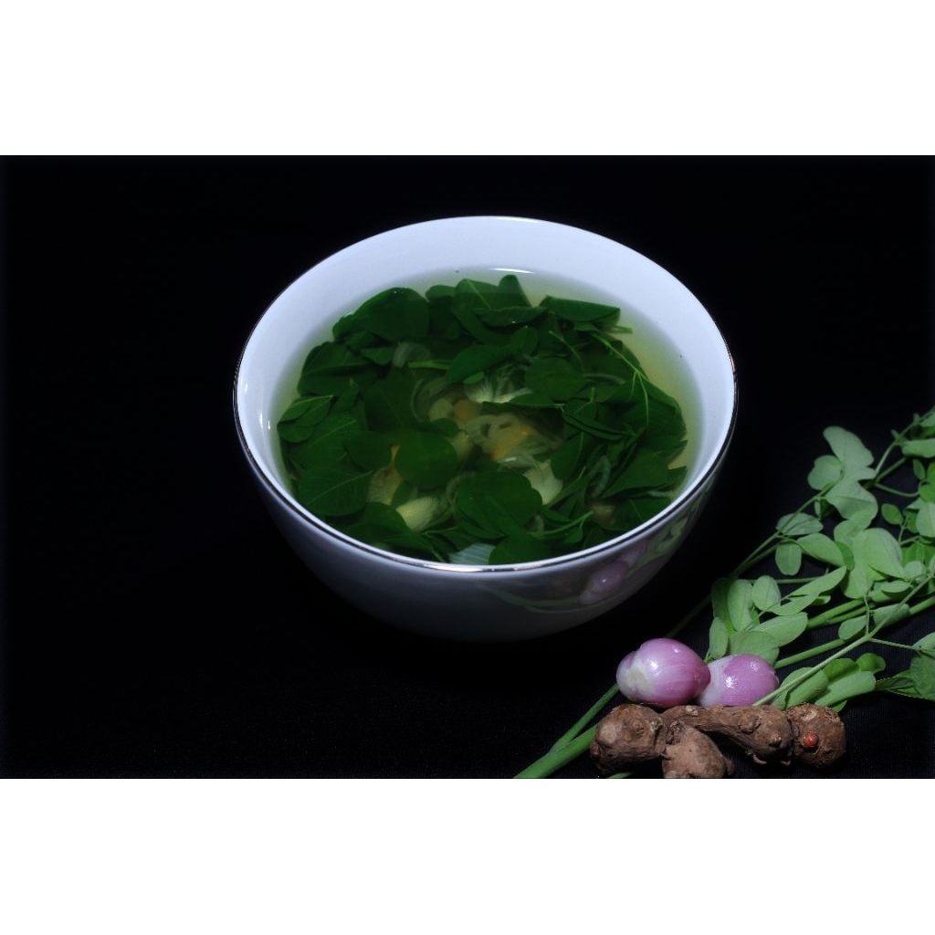 

Sayur bayam kuah bening
