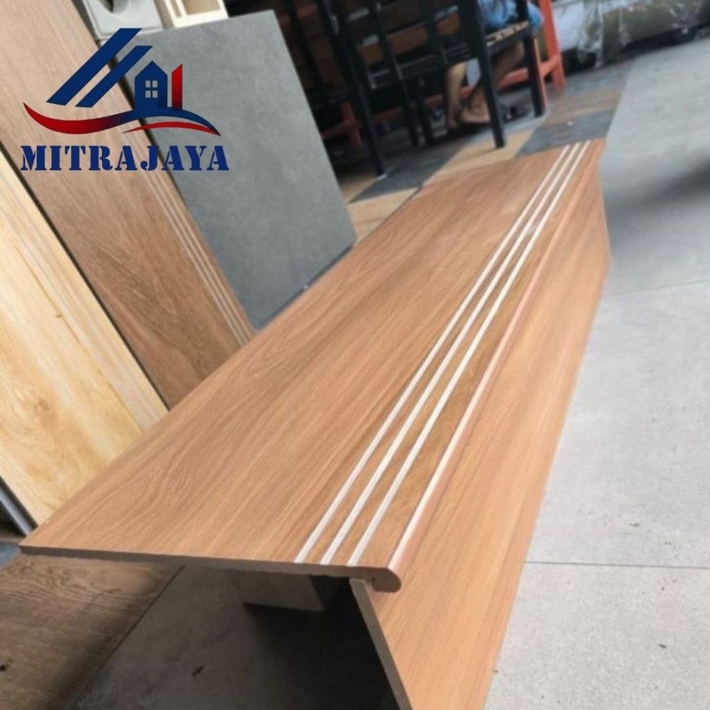granit tangga motif kayu 30x90 30x100 keramik motif kayu tangga tekstur matt stepnosing anti slip mi