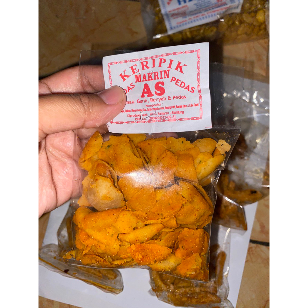 

Keripik Makrin Pedas
