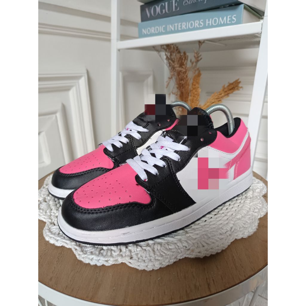 jordan low pink 40