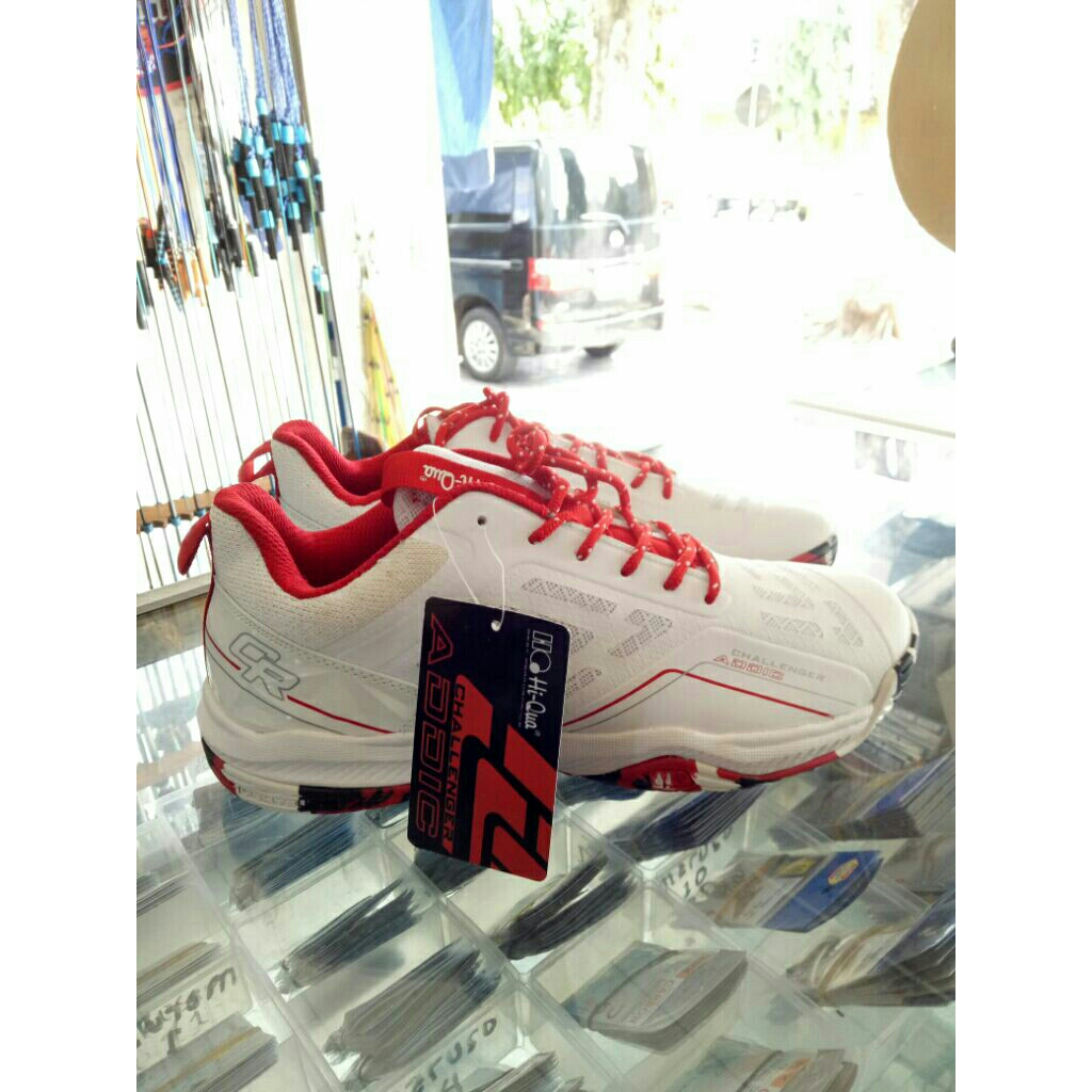 Badminton Shoes Sepatu Badminton Hi Qua Challenger Addic Putih Merah