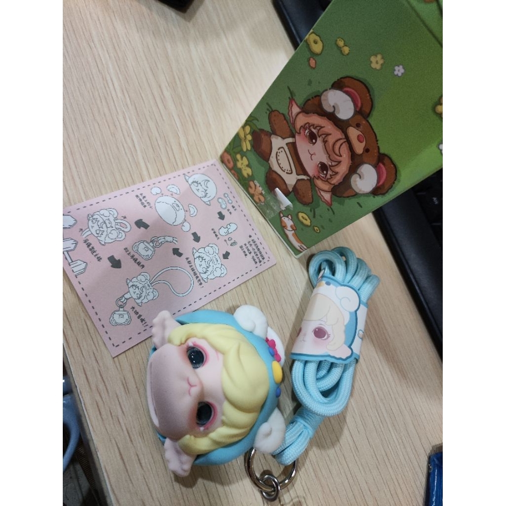 

MIJUAN SLUMBER PARTY LANYARD ORAAAY