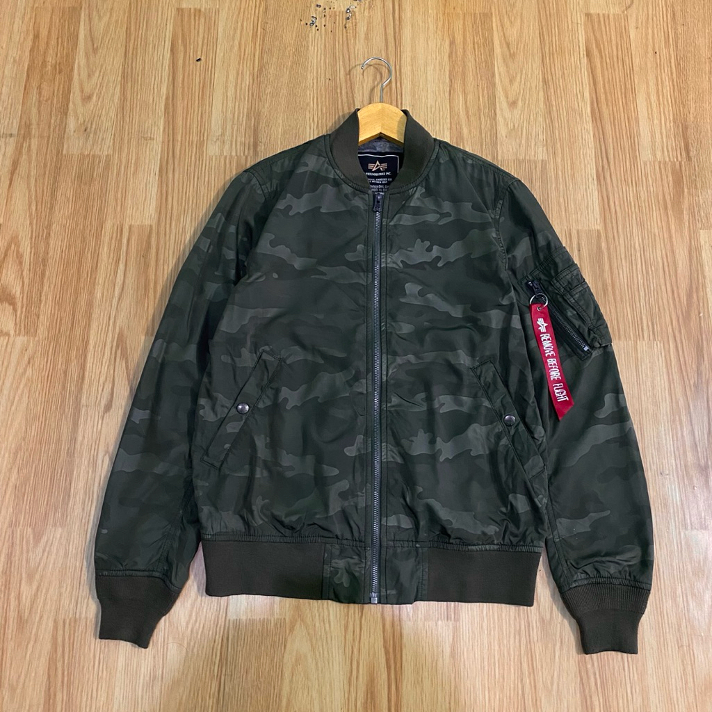Bomber jacket ma-1 alpha industries camouflage