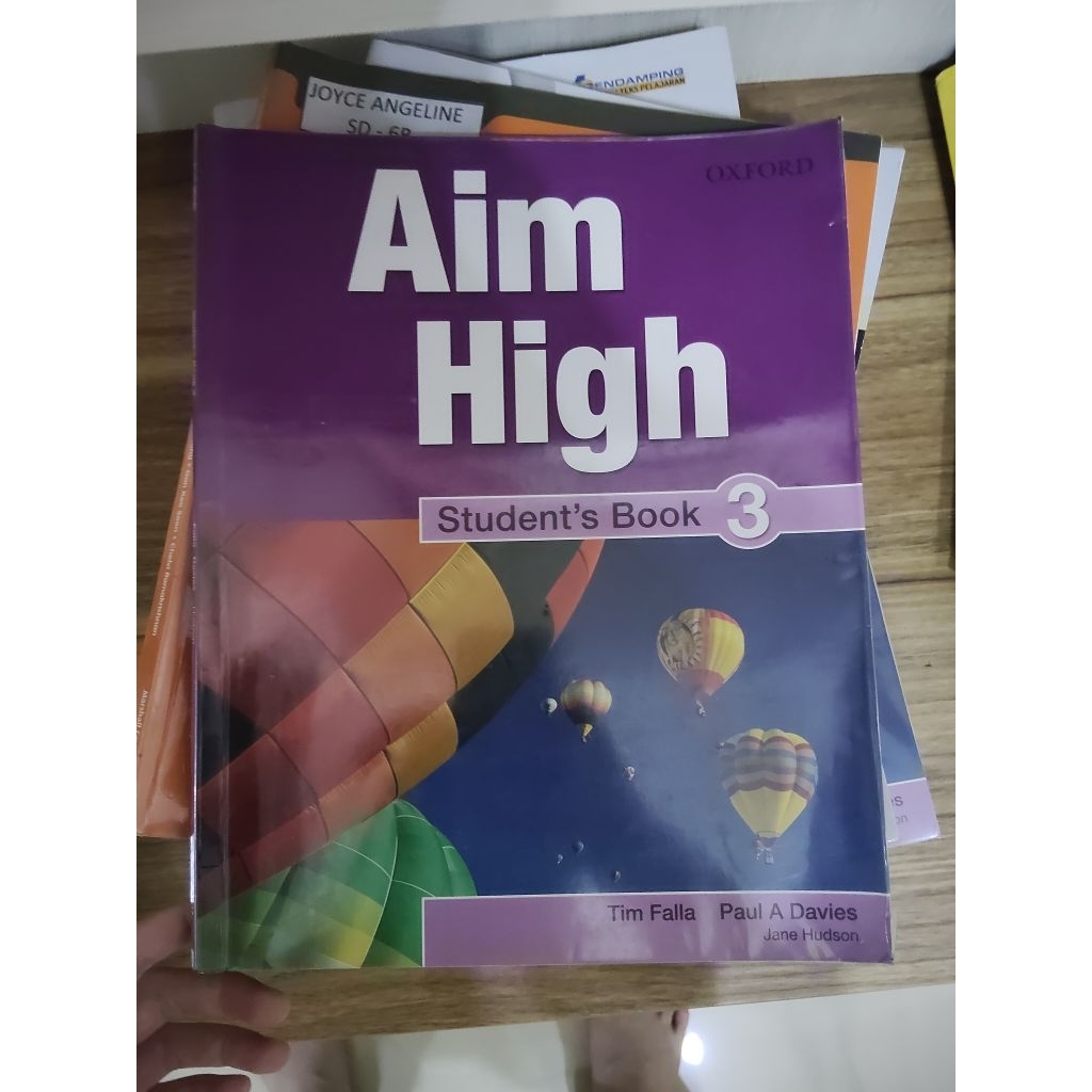 AIM HIGH STUDENT BOOK 3