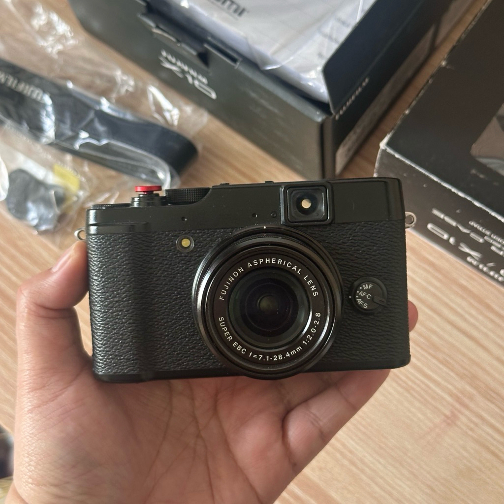 fujifilm x10 digital camera
