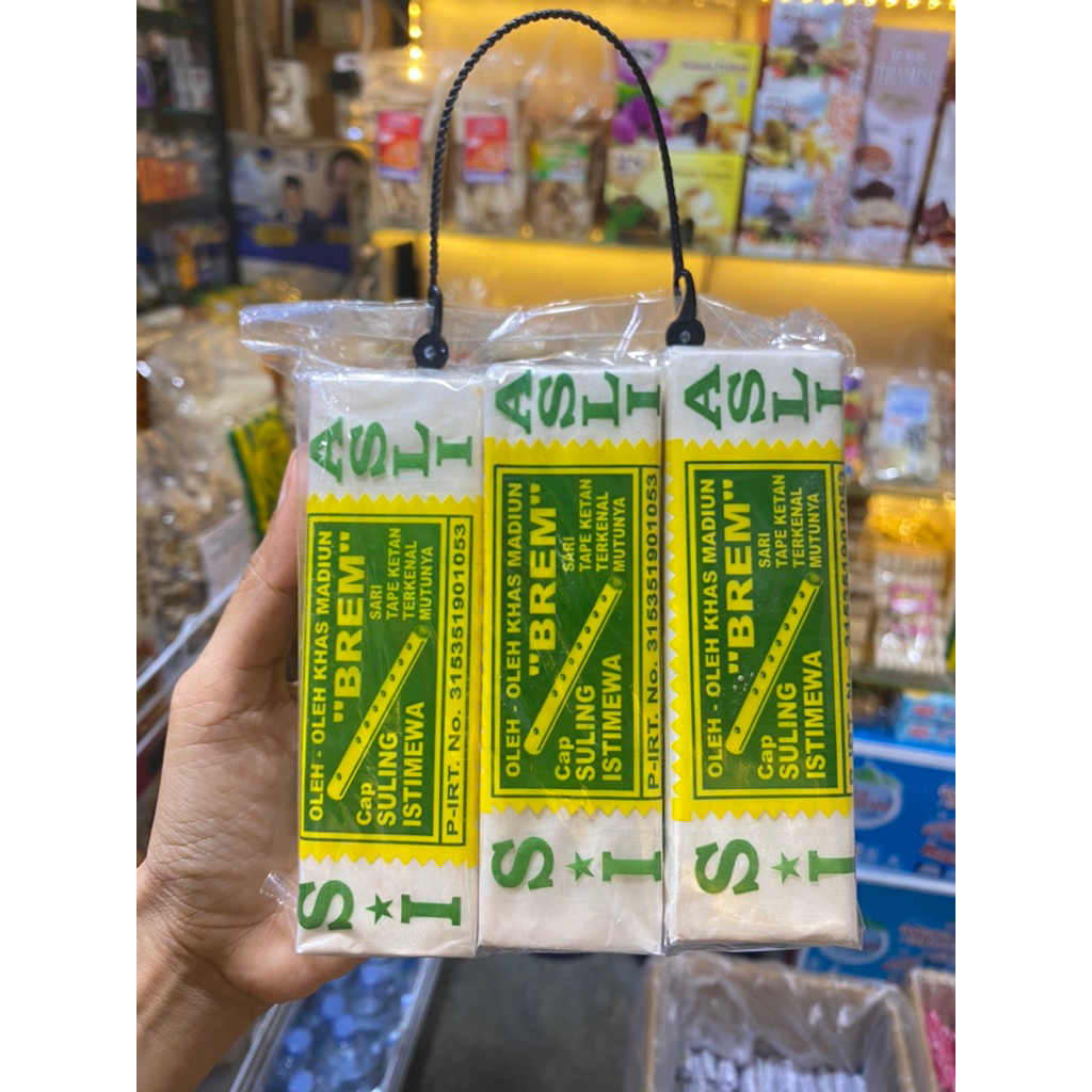 

BREM MADIUN CAP SULING GADING 1PAKET ISI 3 BUNGKUS OLEH - OLEH KHAS BLITAR REAL PIC