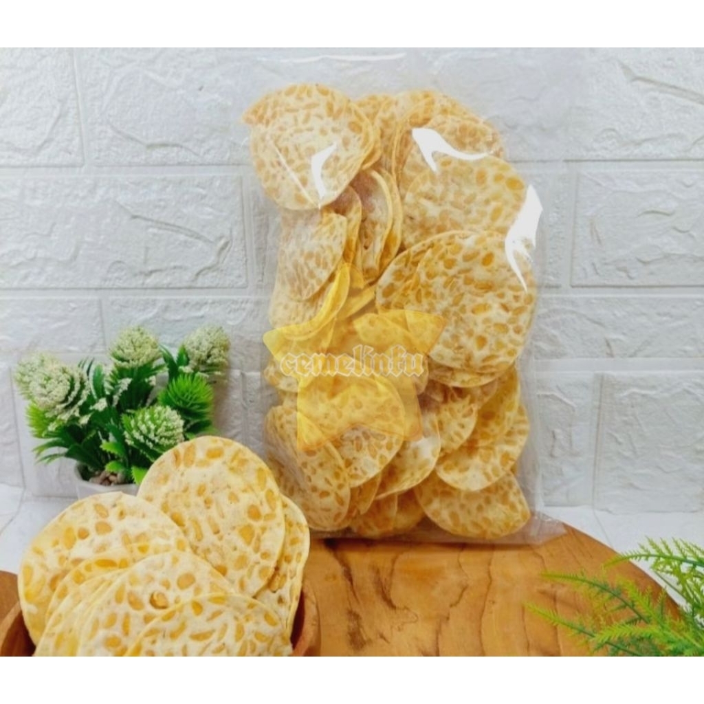 

500g Keripik tempe sagu | Keripik tempe putih | Keripik tempe tapioka | Makanan ringan | Murah Enak Gurih
