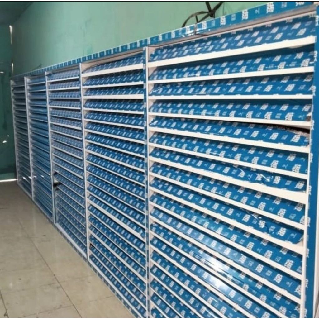 JALUSI ALUMINIUM YKK AP