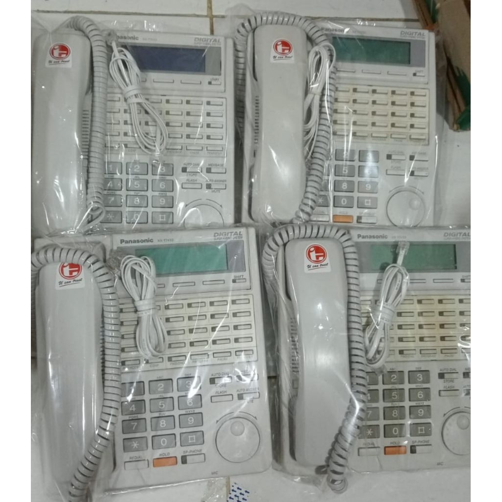 Telepon Digital KX-T7433