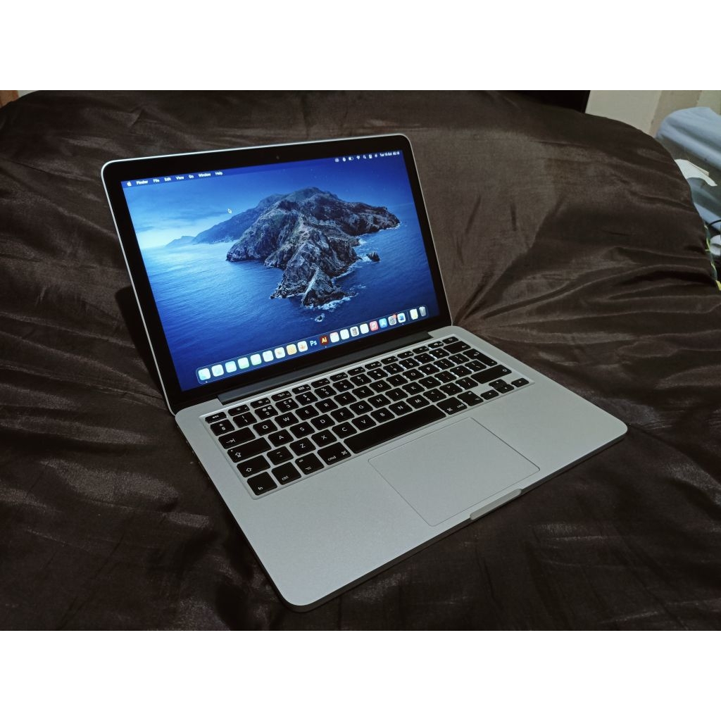 Macbook Pro 2015 early 13inchi SSD 8/256GB