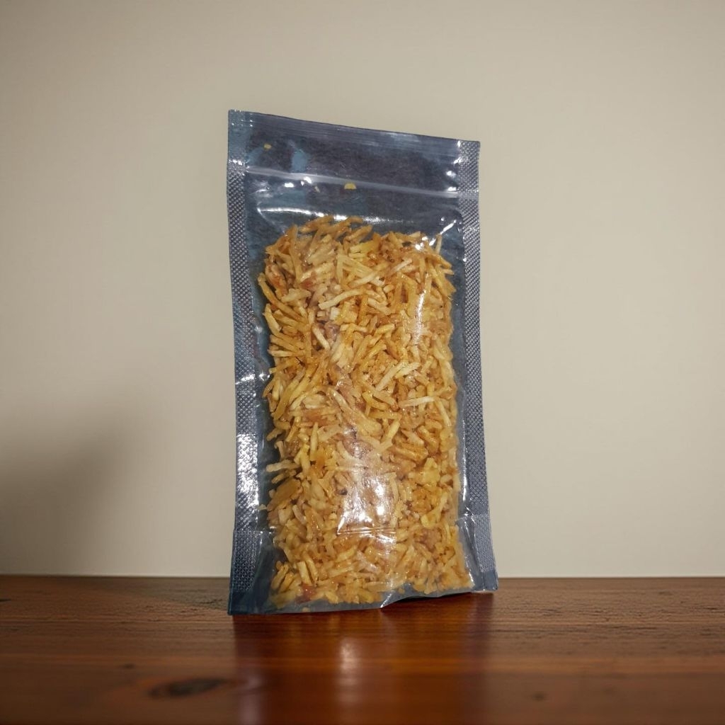 

cemilan stik pisang pedas plokdes renyah dan gurih keripik plokdes