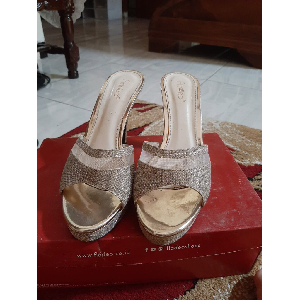 Fladeo Gold Glitter Heels - Sepatu Pesta