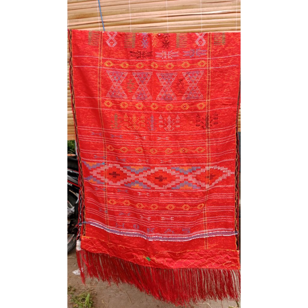 Ulos Sadum Arturo 195 x 70 cmBerbordir Keliling Rambu Padat