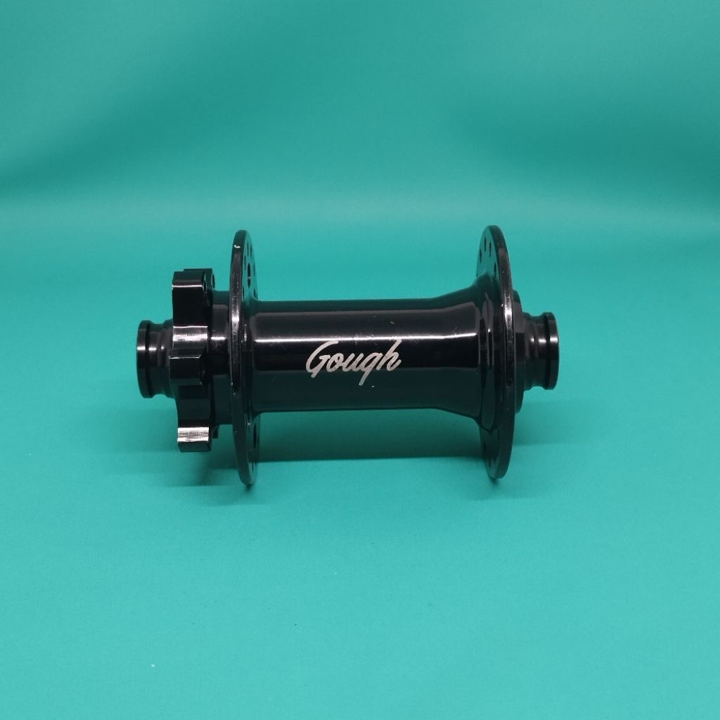 Hub depan gough TA 15 x 110mm boost