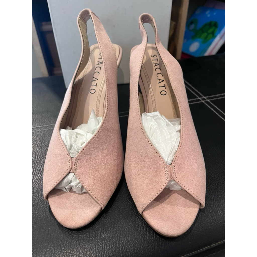 high heels wanita staccato