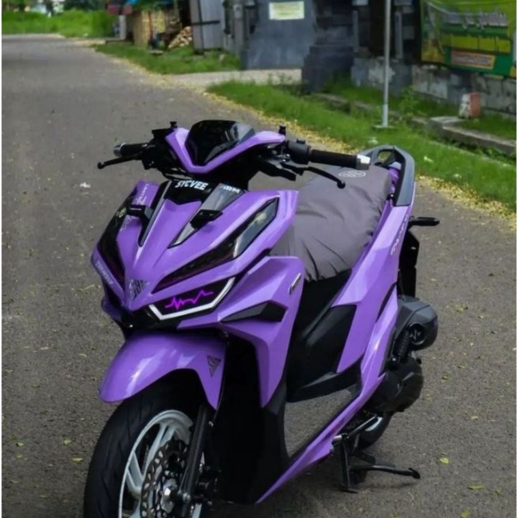 sticker skotler warna ungu taro skotlet motor