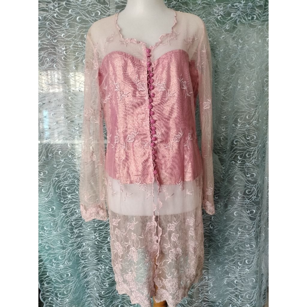 PRELOVED KEBAYA PINK