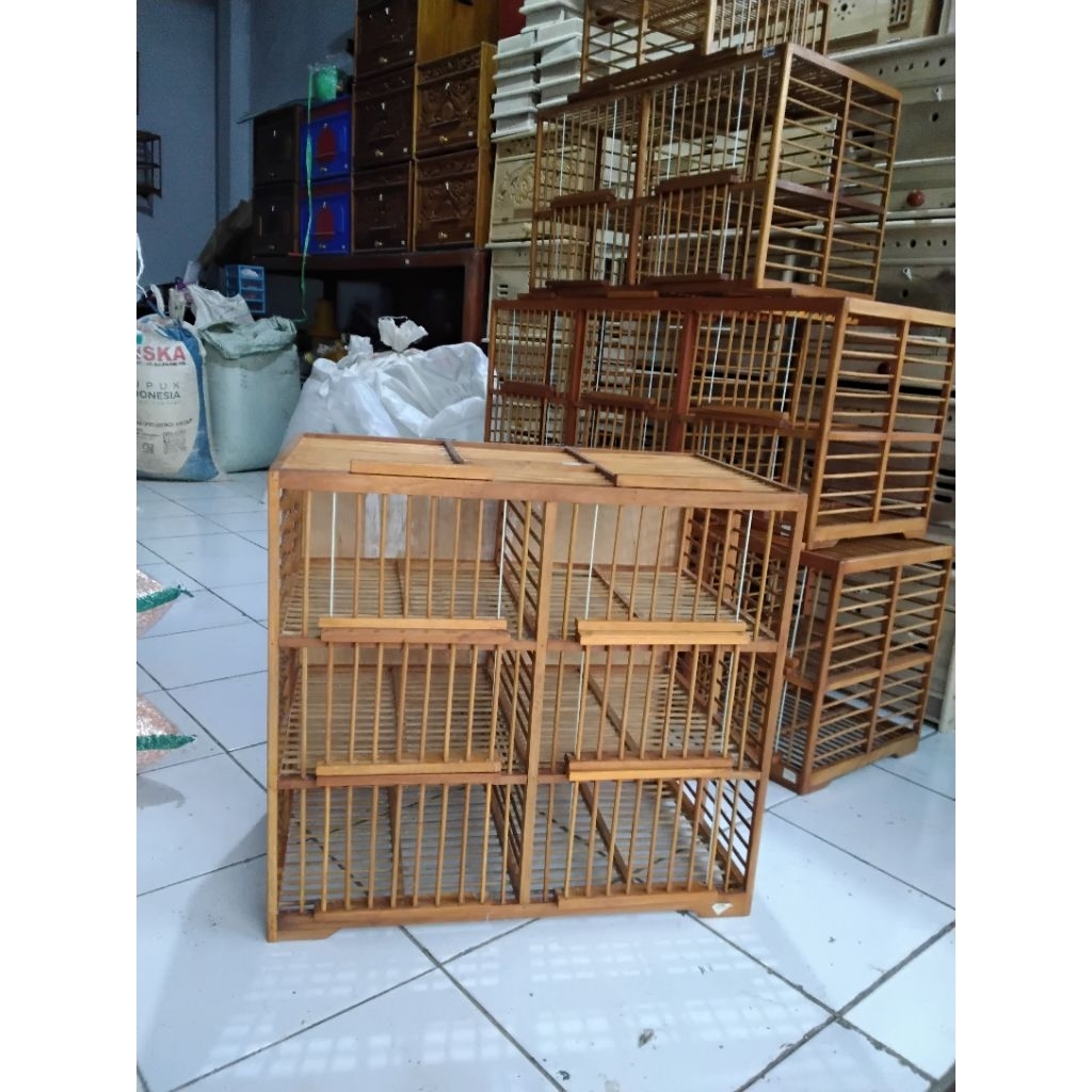 Kurung penerbang untuk burung merpati