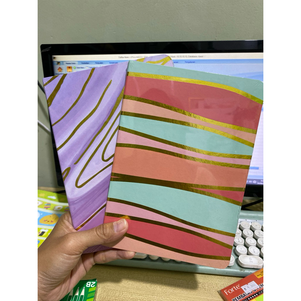 

Buku Hard Cover kiky A5