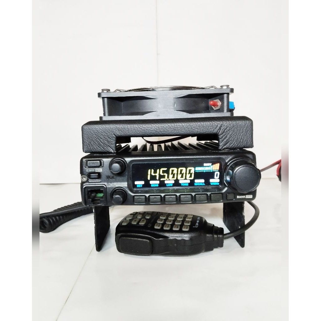 Radio Icom IC 2200 Black