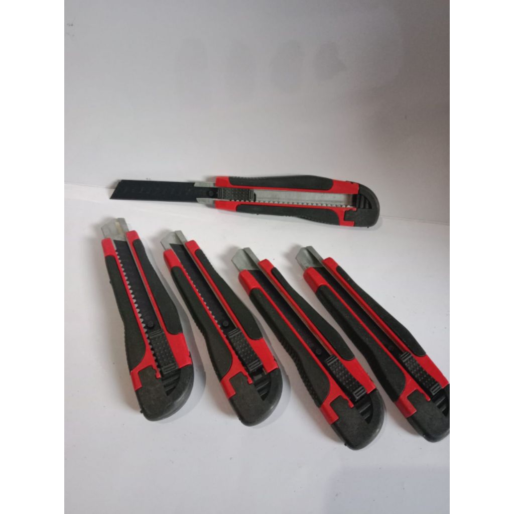 

1pcs Cutter Besar / Cutter Pemotong Serbaguna / Promo Murah / Best Seller