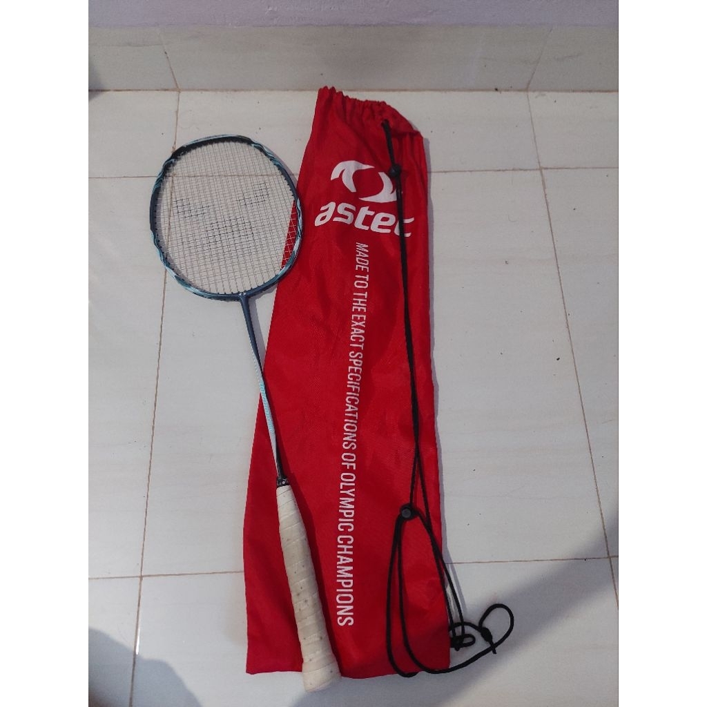 Raket Astec Tornado 700